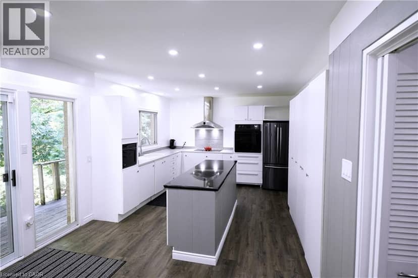 560 CRANE Court — photo 14 of 40