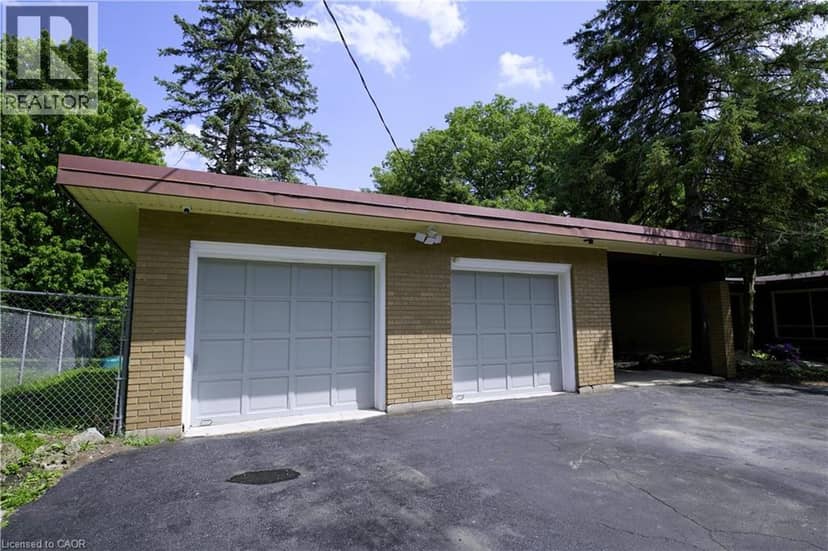 560 CRANE Court, Burlington, photo 8