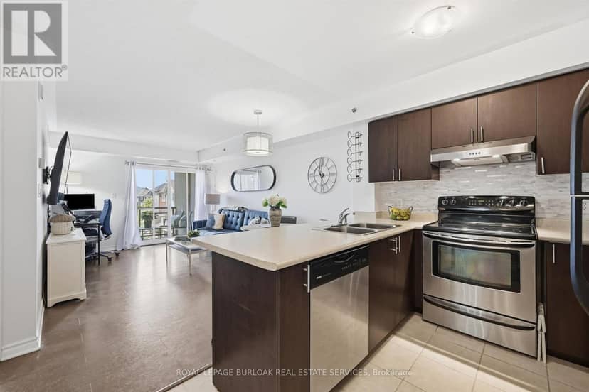 303 - 3060 Rotary Way — photo 4 of 23