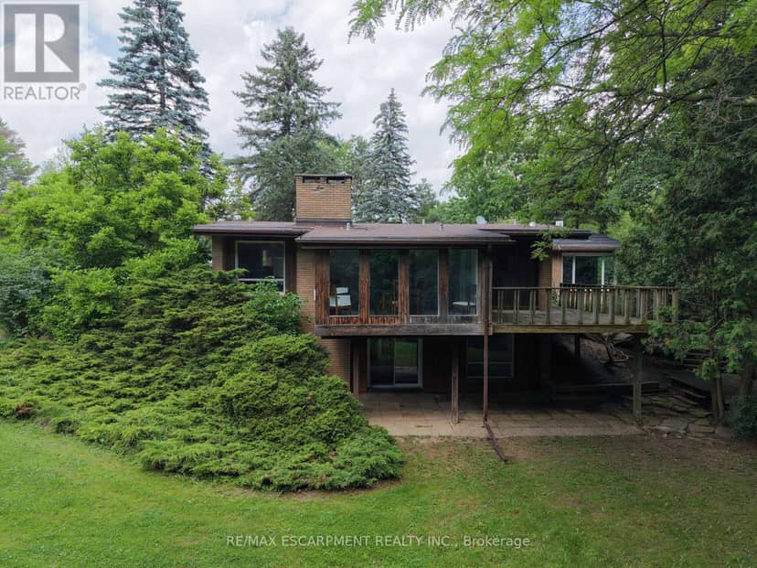 560 Crane Court — photo 2 of 40