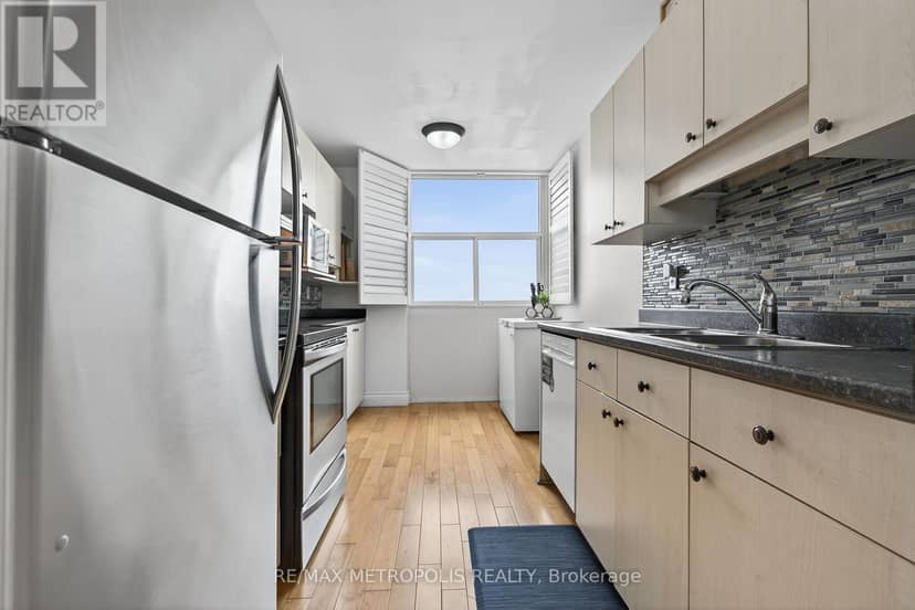 707 - 44 Falby Court — photo 6 of 40