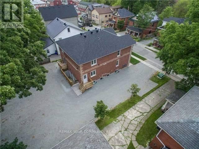 443 Timothy Street, Newmarket, photo 6