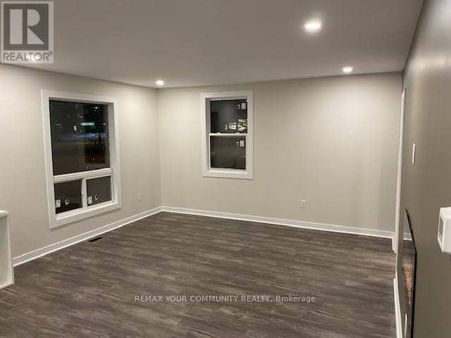 260 The Queensway Road S, Georgina, photo 7