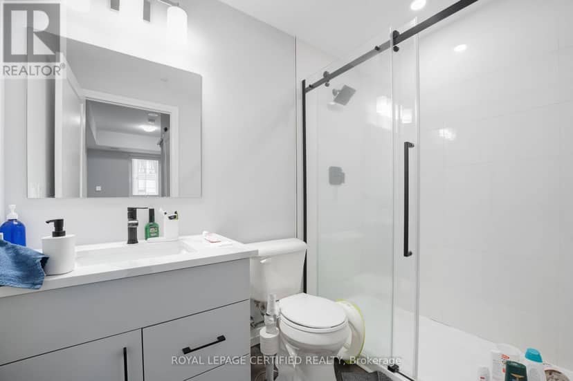1502 - 108 Garment Street — photo 8 of 31