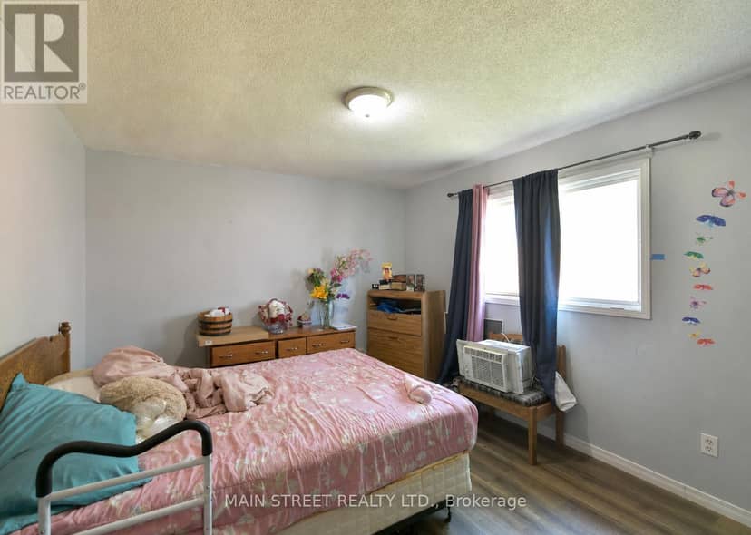 2 - 231 Oxford Street — photo 16 of 24
