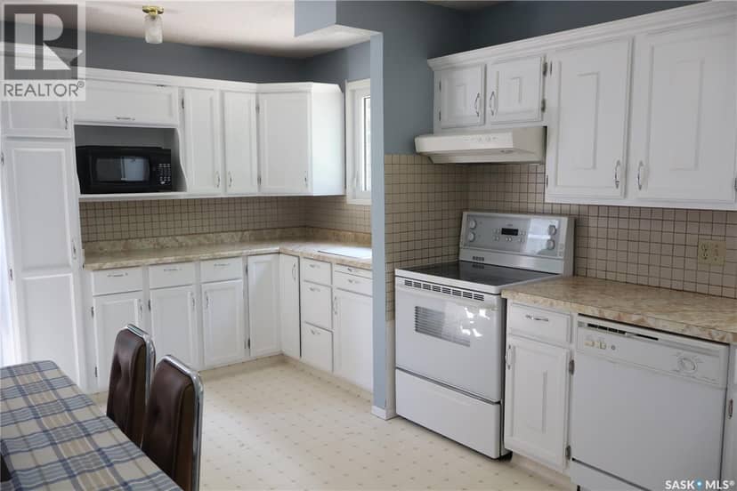 605 5th AVENUE W, Assiniboia, photo 7