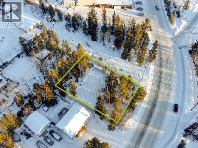 23 14th Avenue East — photo 3 of 6