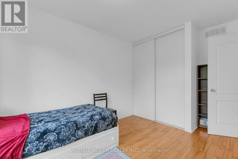 1015 Candlewood Street — photo 39 of 40