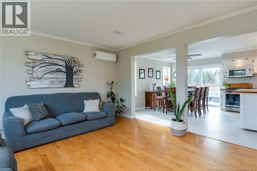 142 Fairfield Road — photo 9 of 40