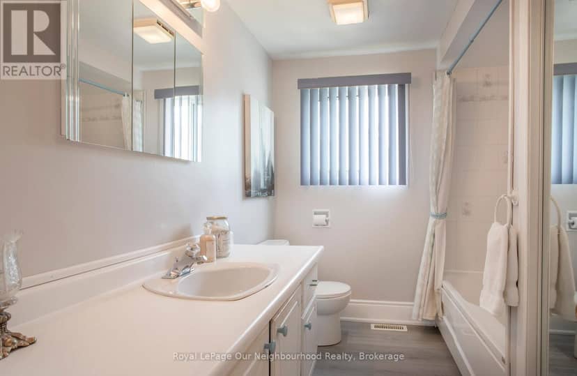 708 Waverly Street N — photo 21 of 24