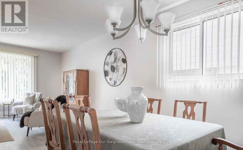 708 Waverly Street N, Oshawa, photo 7