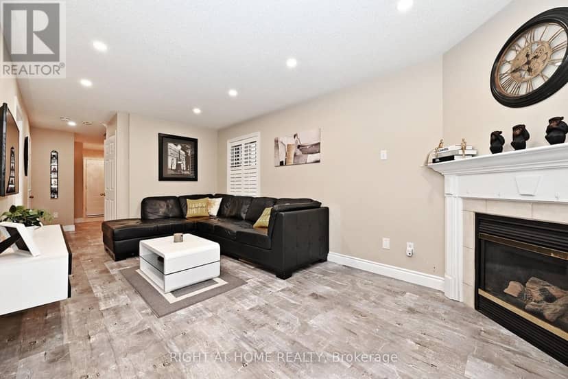 73 Bloomgate Crescent — photo 13 of 40