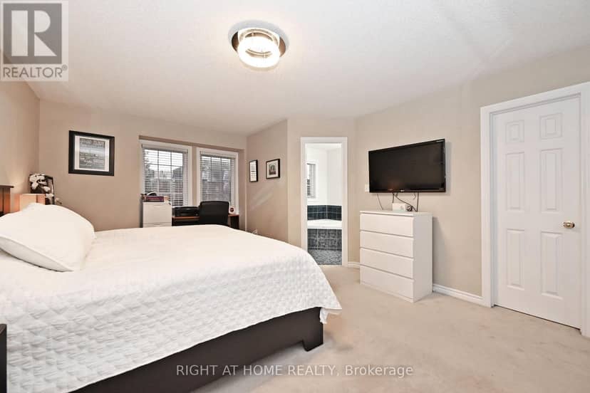 73 Bloomgate Crescent — photo 30 of 40