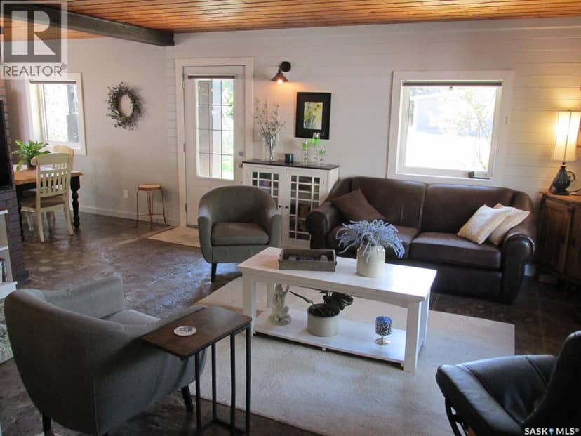 701 Pine DRIVE — photo 7 of 40