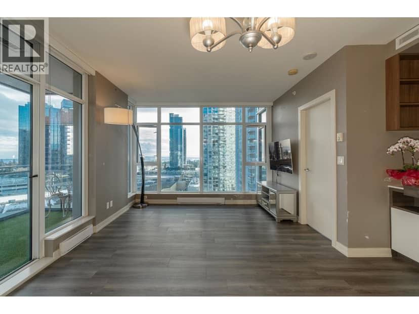 1909 4688 KINGSWAY, Burnaby, photo 2
