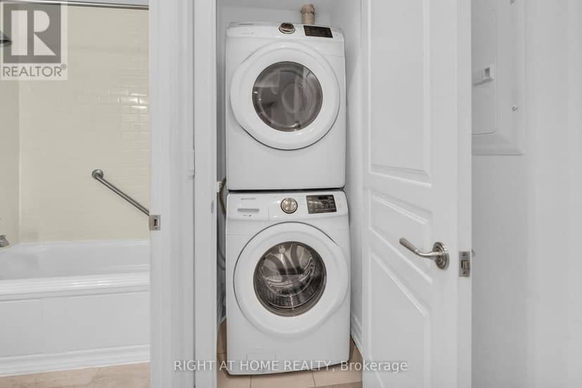 306 - 20 Burkebrook Place — photo 18 of 31