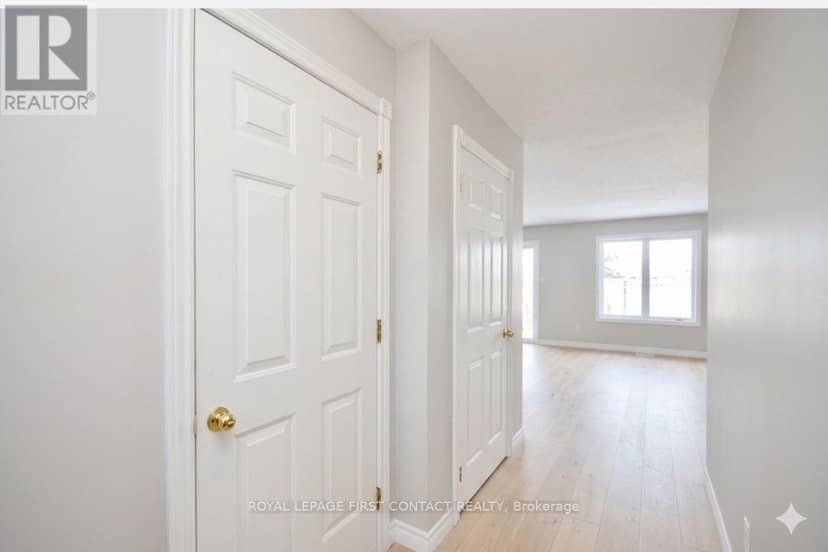 88 Michael Crescent — photo 2 of 10