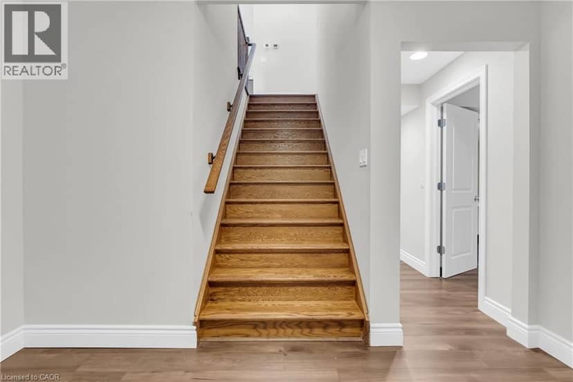 71 NEWPORT Lane — photo 30 of 40