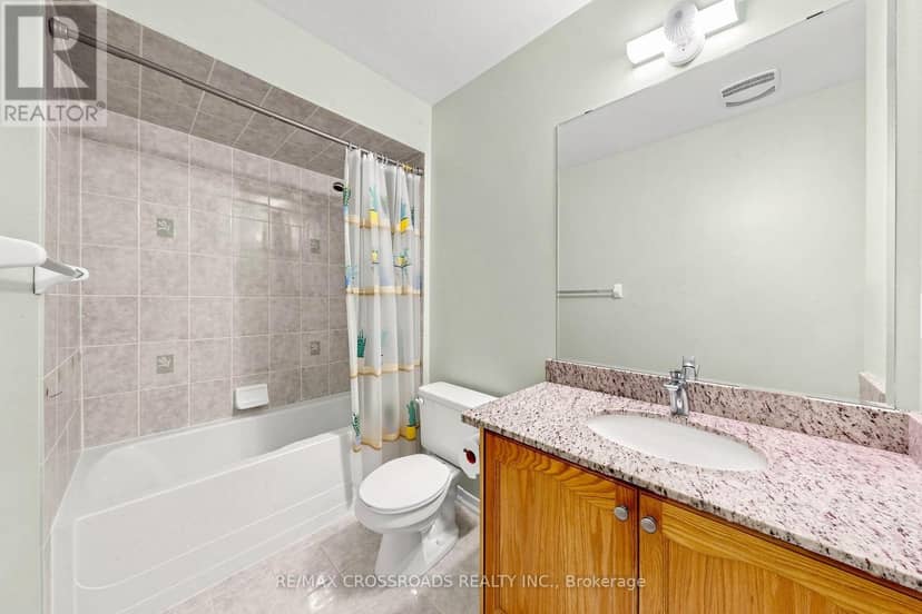 41 Prince Charles Way — photo 19 of 22