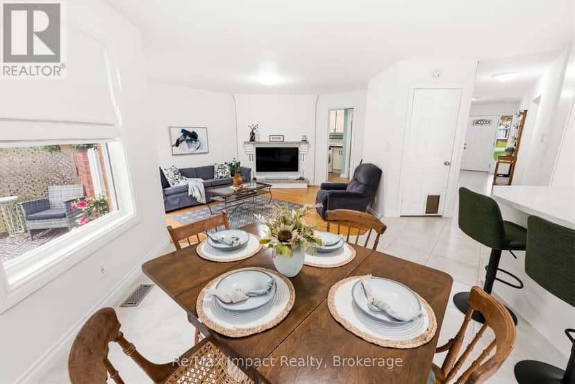 293 Blue Heron Drive — photo 10 of 40