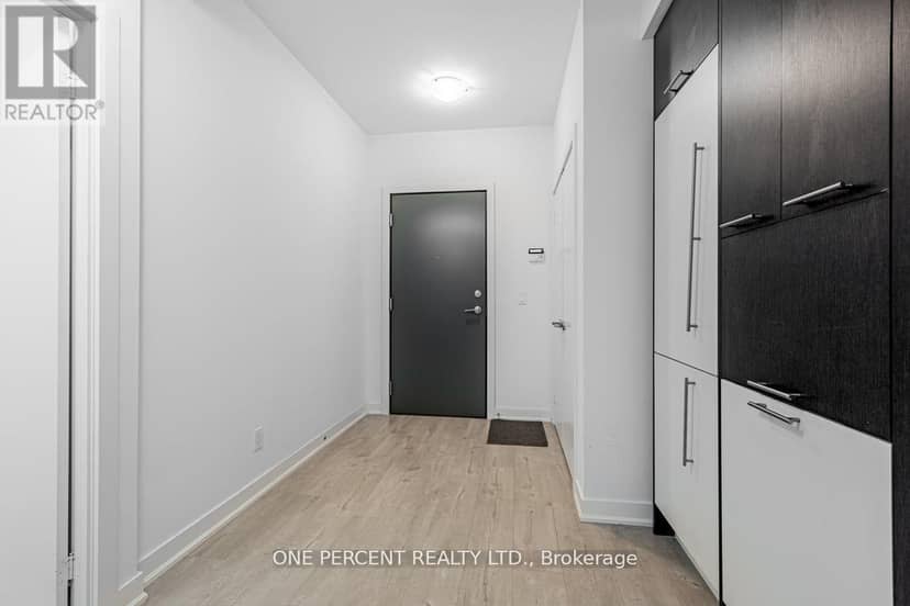 426 - 30 Nelson Street — photo 2 of 26