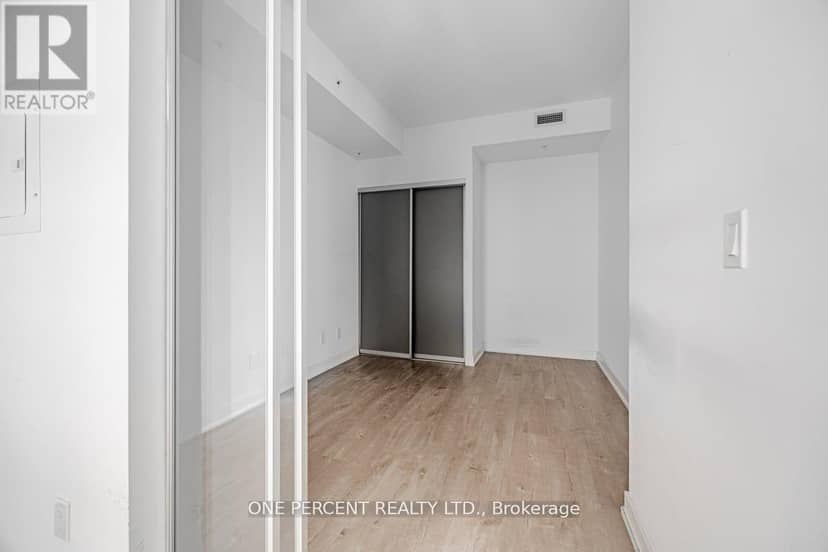 426 - 30 Nelson Street — photo 9 of 26