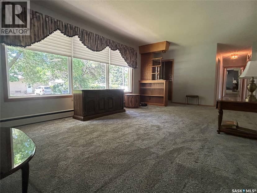 400 Gallaway STREET, Estevan, photo 2