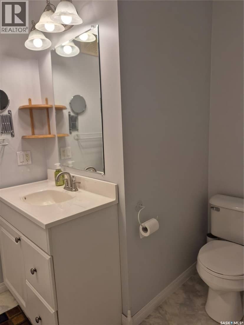 108 Downey STREET — photo 9 of 31