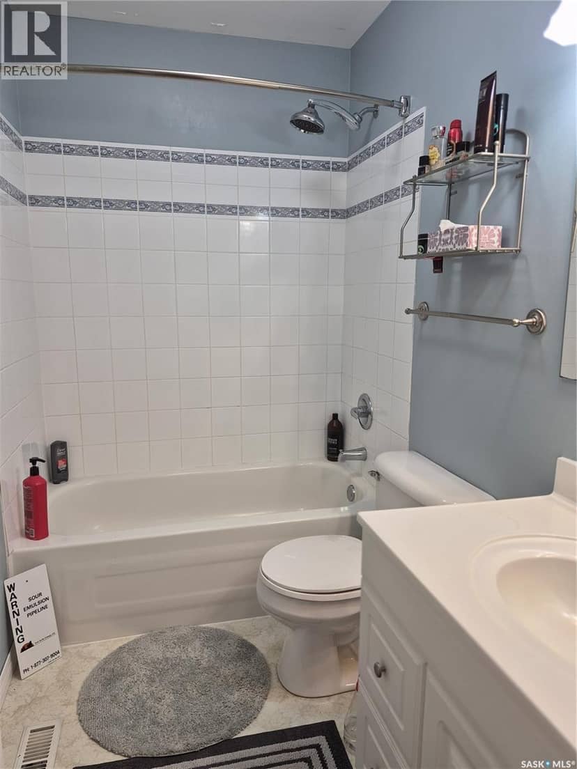 108 Downey STREET — photo 12 of 31