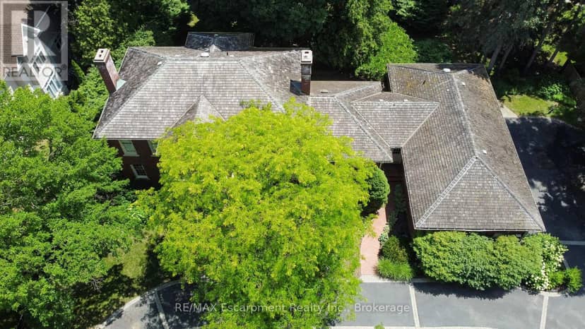 488 Macdonald Road — photo 12 of 28