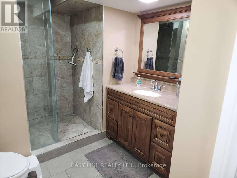 222 Sprucewood Crescent — photo 30 of 35