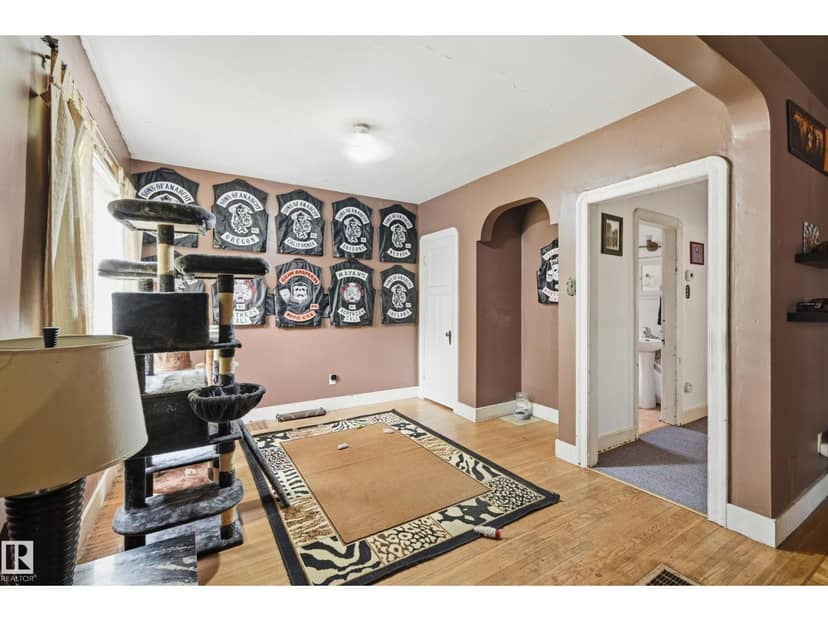 11325 101 ST NW, Edmonton, photo 3
