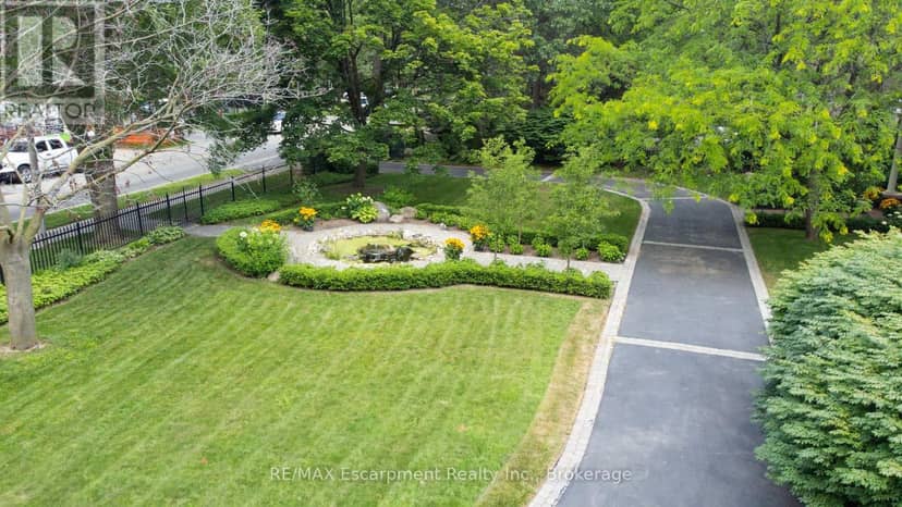 488 Macdonald Road — photo 3 of 28