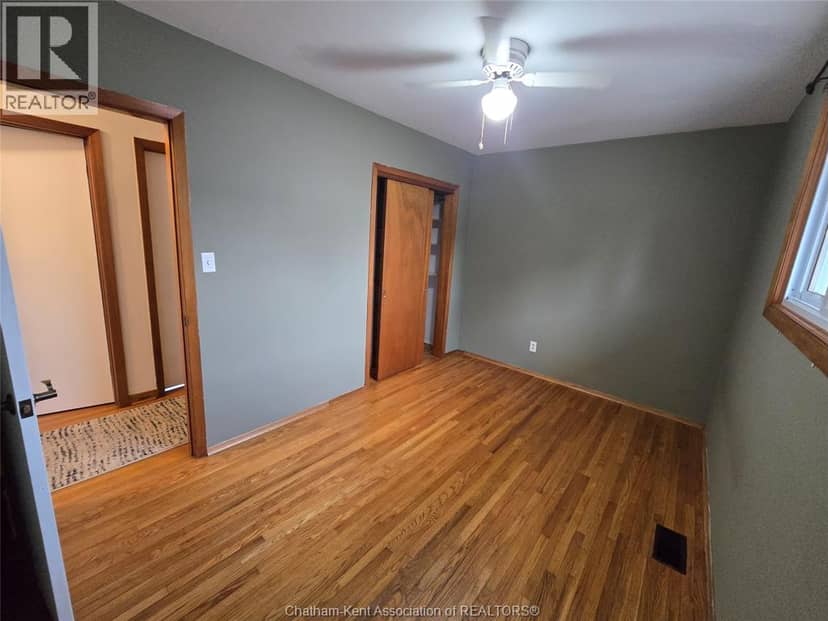 83 Holland Avenue — photo 20 of 40