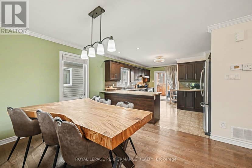 71 Mayer Street — photo 7 of 40
