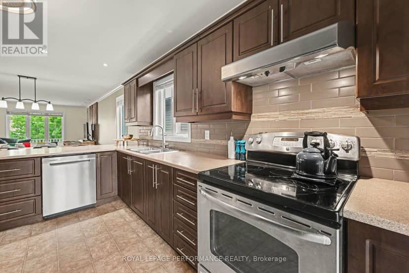 71 Mayer Street — photo 9 of 40