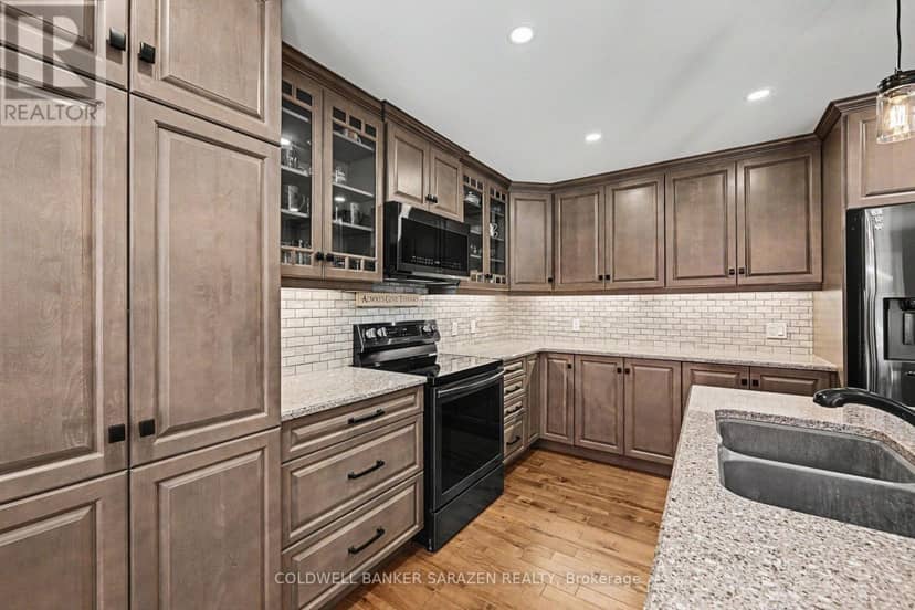 78 Deerfield Drive — photo 10 of 40