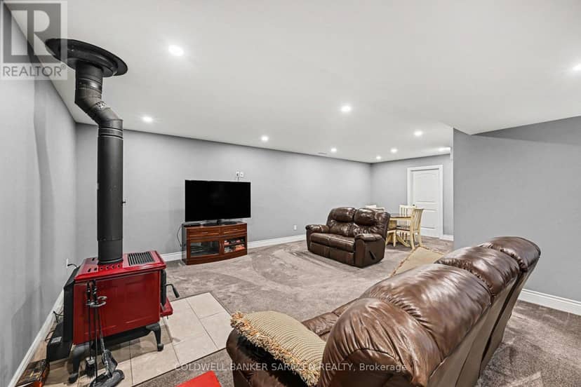 78 Deerfield Drive — photo 32 of 40