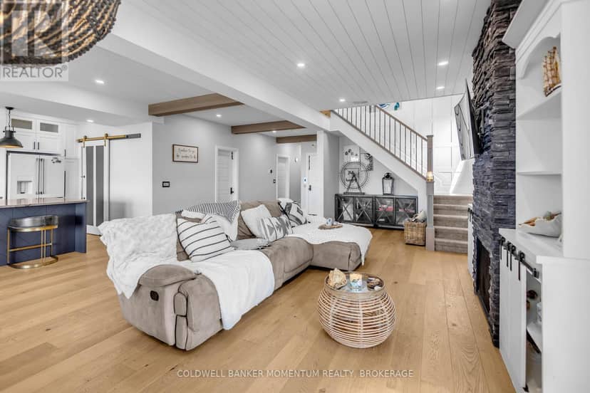 33 Cedar Drive — photo 12 of 40