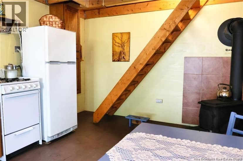 273 Lower Rockport Road — photo 7 of 17