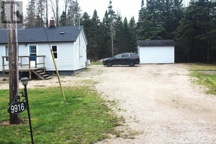 9916 St Margarets Bay Road — photo 20 of 40