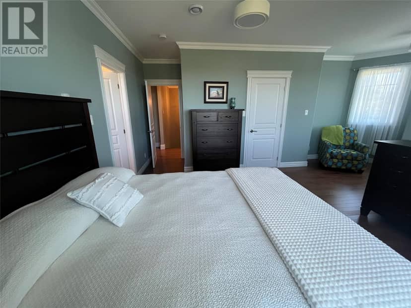 237 John Cabot Drive — photo 29 of 39