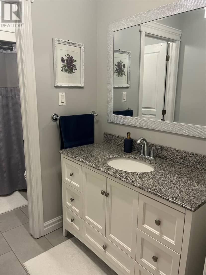 237 John Cabot Drive — photo 37 of 39