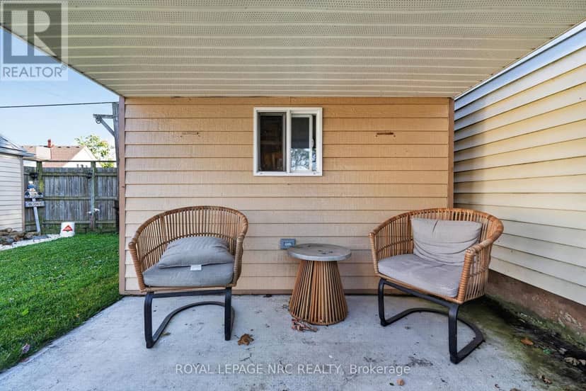 239 Phipps Street — photo 38 of 40