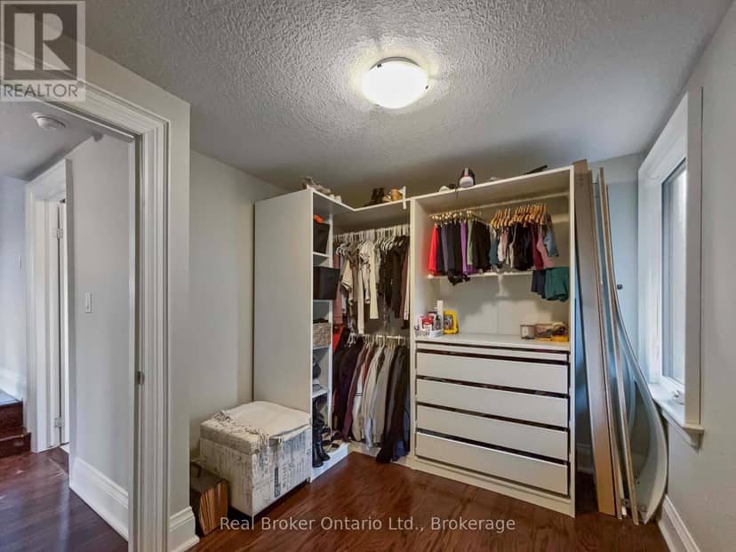 138 Cockshutt Road — photo 19 of 40