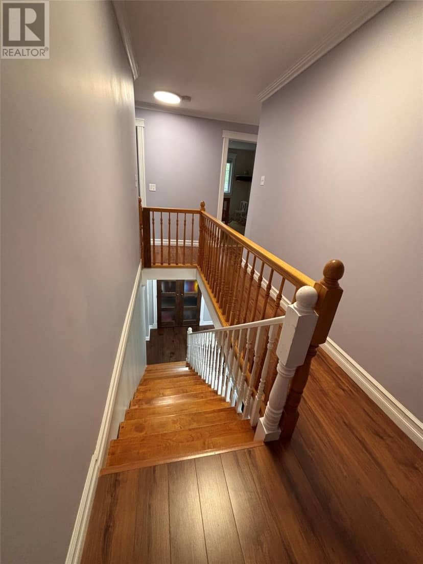 10 Riverbank Road — photo 19 of 30