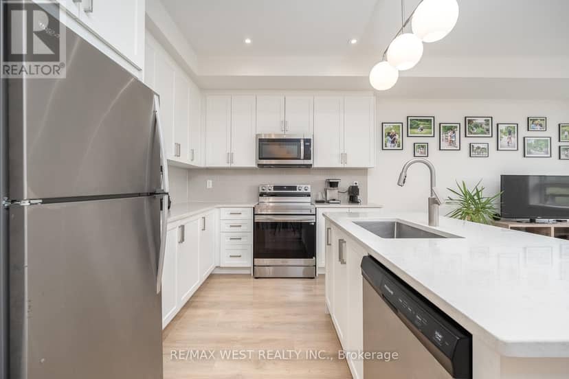 57 Woodstream Drive — photo 18 of 40