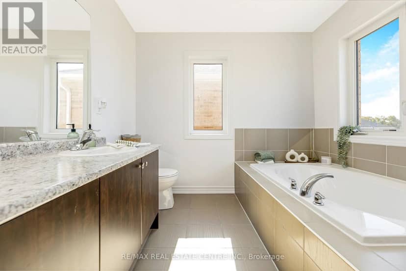 322 Russell Street — photo 19 of 33