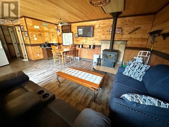 100 Old Mill Road — photo 11 of 18