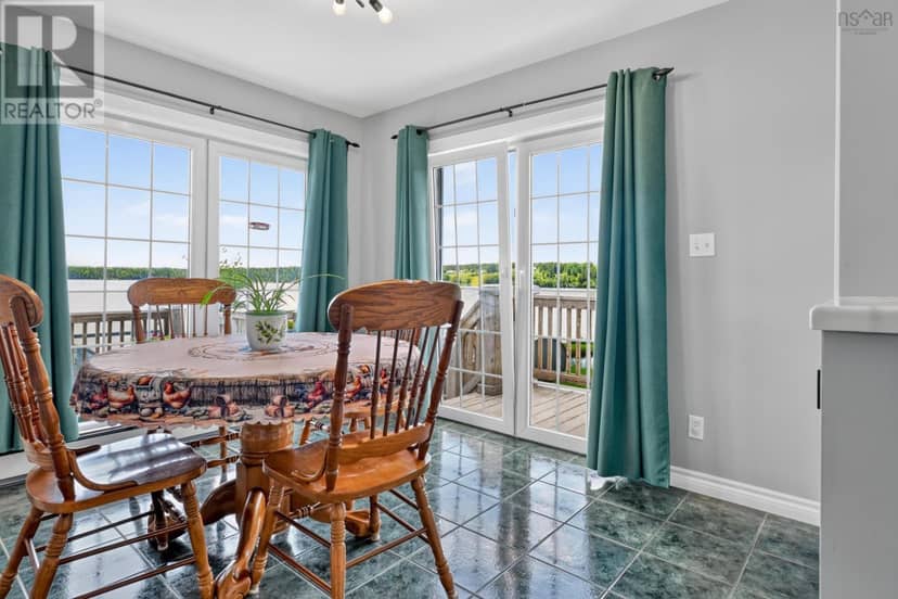 8265 West Bay Highway — photo 11 of 40